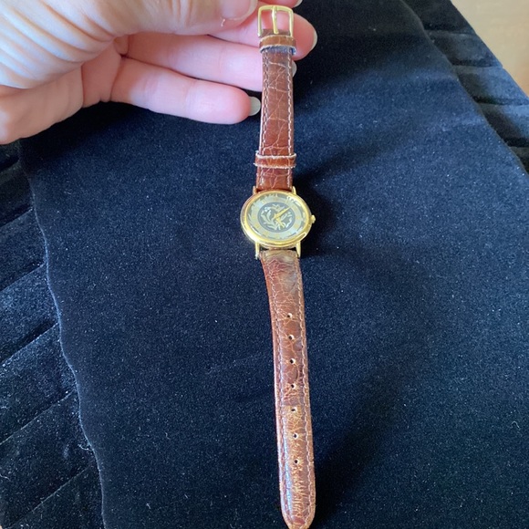 SEIKO QUARTZ Vintage watch. Made in Japan. GORGEOUS floral design face!! - Picture 6 of 14